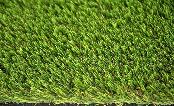 kualitas  High Density Hybrid Artificial Grass Indoor / Outdoor Landscaping For Pets Mats 35mm Excellent Water Permeability pabrik