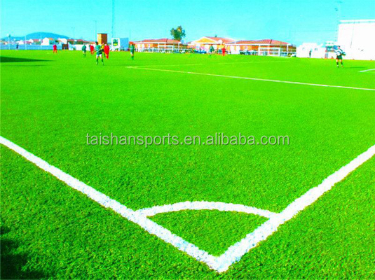 Tanah rumput olahraga buatan dengan kepadatan tinggi yang digunakan untuk lapangan sepak bola dengan ukuran yang dapat disesuaikan