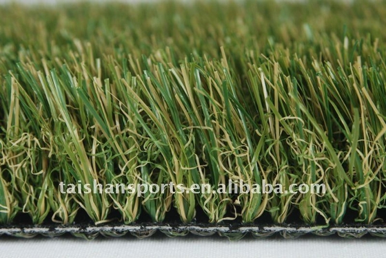 Rumput lanskap buatan berwarna hijau untuk sekolah halaman dan taman