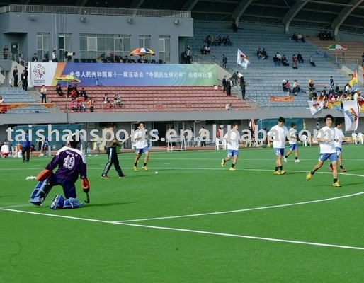 Football Artificial Turf Grass CPP+LENO Backing Dengan 5/8 inci Gauge Dan 40mm Tinggi Tumpukan