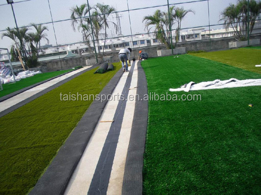 PP+LENO Backing Landscape Artificial Turf dengan Paving dan Instalasi Mudah 25mm Tinggi Tumpukan