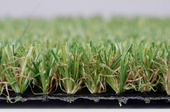140 jahitan / M Hybrid Artificial Grass dengan ketinggian tumpukan 25 mm dan perekat lateks SBR untuk penampilan yang realistis di kebun