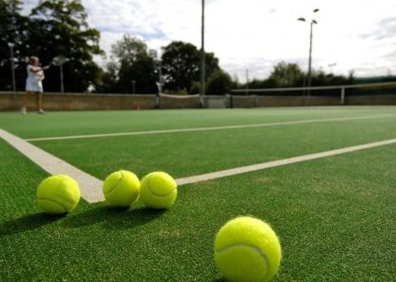19mm Gambar rumput buatan Garis putih Untuk lapangan olahraga Lapangan bermain Tempat komersial Dekorasi