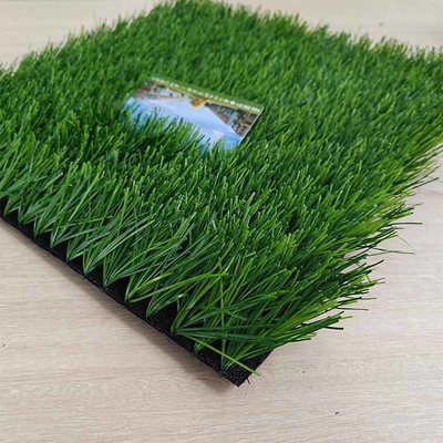 55mm 160 jahitan / M Sepak bola rumput buatan Berkinerja Tinggi Tahan UV rumput buatan yang disertifikasi oleh FIFA