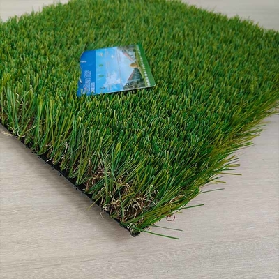 Taman bermain yang tidak beracun rumput buatan 45mm Tinggi tumpukan rumput palsu ramah lingkungan dengan perawatan rendah