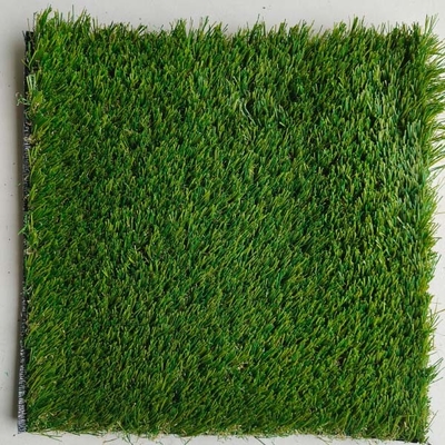 Multifungsi Non-Fill Green Synthetic Turf 40mm Low Maintenance Soft Feeling Natural Appearance