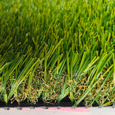 150 jahitan / M 40mm Tinggi tumpukan PU Pendukung perekat Landscape Rumput buatan untuk hewan peliharaan dan anak-anak