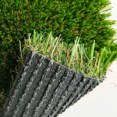 Multicolor Bercampur 38mm Non Infill Artificial Grass Densitas Tinggi Anti Abrasion Digunakan Dalam Setiap Kejadian