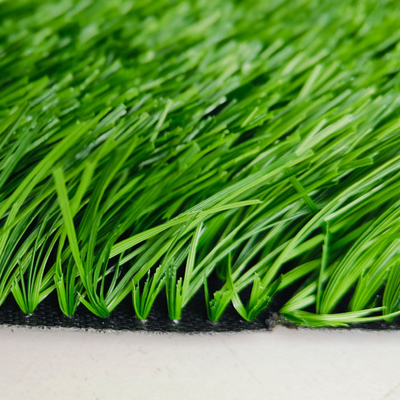 60mm Artificial Football Turf Mudah Pemasangan Bahan PE Astro Grass Untuk Lapangan Sepak Bola Dan Kegiatan Luar Ruangan