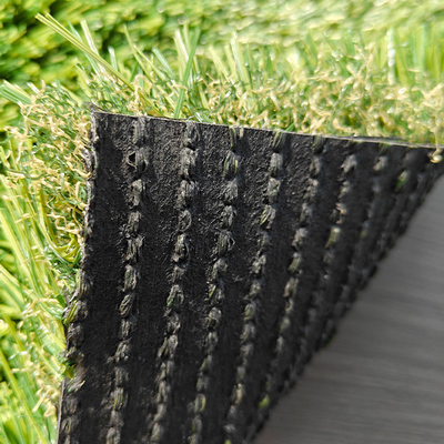 35mm Tinggi Tumpukan 11200 Dtex Multipurpose Artificial Landscape hijau Rumput untuk dekorasi dan hiburan di luar ruangan