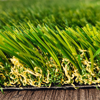 35mm Tinggi Tumpukan 11200 Dtex Multipurpose Artificial Landscape hijau Rumput untuk dekorasi dan hiburan di luar ruangan