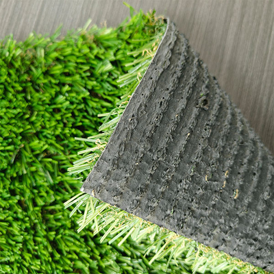 Rumput hijau buatan 30mm untuk meletakkan dan dekorasi dengan warna cerah dan kuat dukungan perekat