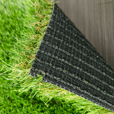 Tanah liat buatan tanpa polusi lanskap 40mm rumput buatan hijau dengan perlindungan lingkungan 3/8 gauge