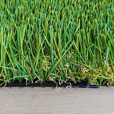 Rumput lanskap buatan hijau dengan biaya pemeliharaan rendah dan kepadatan tinggi 10500-21000 jahitan/m2