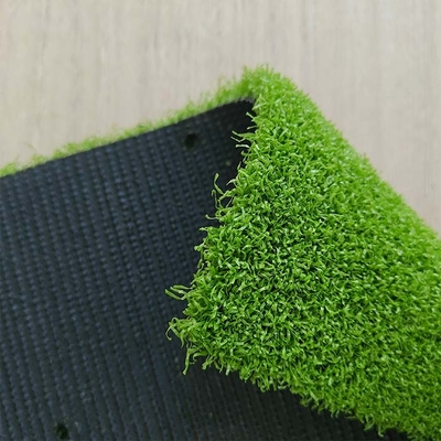Dtex 8000 Golf Artificial Turf Dan Low Maintenance 15mm Sports Artificial Grass Dengan Densitas Tinggi
