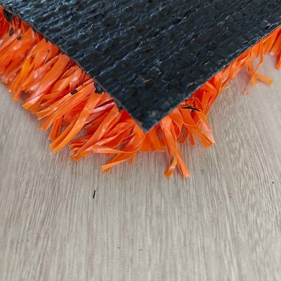 25mm Oranye Tennis Court Artificial Turf Multifungsi Untuk Fasilitas Olahraga Dengan Ketahanan UV