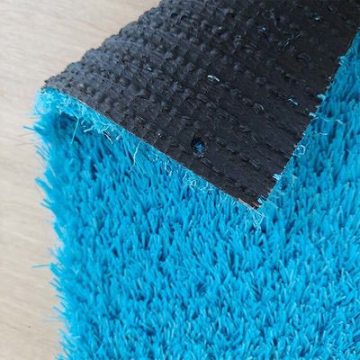 Tanah rumput sintetis anti-statis dengan ketinggian tumpukan 20 mm Low Maintenance untuk lapangan olahraga untuk grosir dan distributor