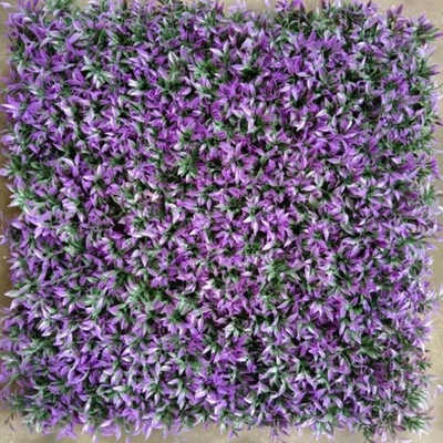 Rumput buatan dinding ungu untuk mendekorasi lingkungan dalam ruangan yang lebih tenang dan nyaman
