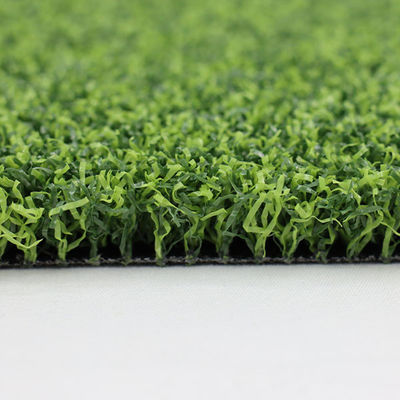 Rumput buatan dengan ketebalan 18 mm dengan ketahanan UV yang tinggi untuk golf dan hoki