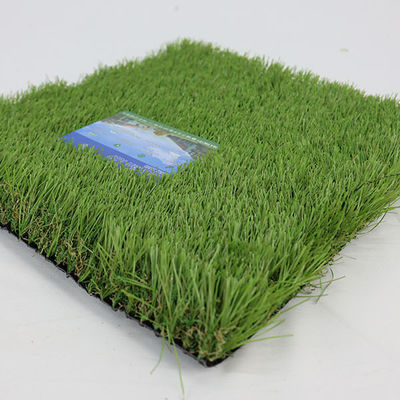 Custom UV Resistant 43 mm Tinggi tumpukan 200 jahitan/m Densitas rumput buatan rumput sintetis untuk lanskap