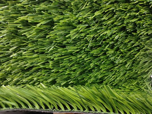 Rumput buatan sepak bola Dtex tinggi dengan permeabilitas tinggi untuk lapangan profesional dan amatir untuk grosir dan distributor