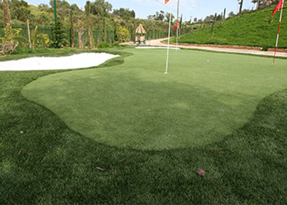 Rumput buatan golf dengan permeabilitas tinggi dan anti abrasi untuk lapangan golf