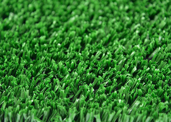14mm Tinggi Tumpukan kepadatan tinggi tahan UV Tennis rumput buatan untuk olahraga multifungsi di luar ruangan