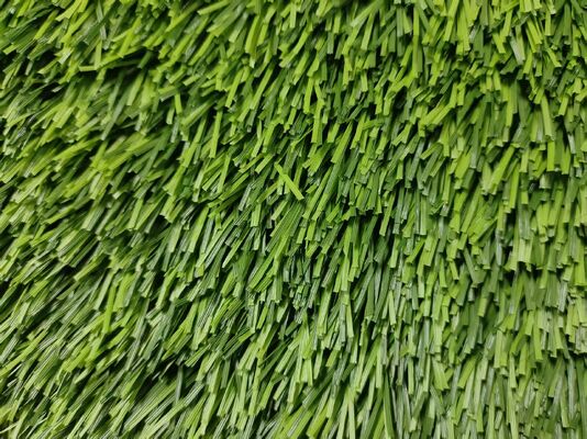 50mm Tinggi Tumpukan 12000 Dtex 130 jahitan Per Meter Sepak bola rumput buatan untuk lapangan olahraga